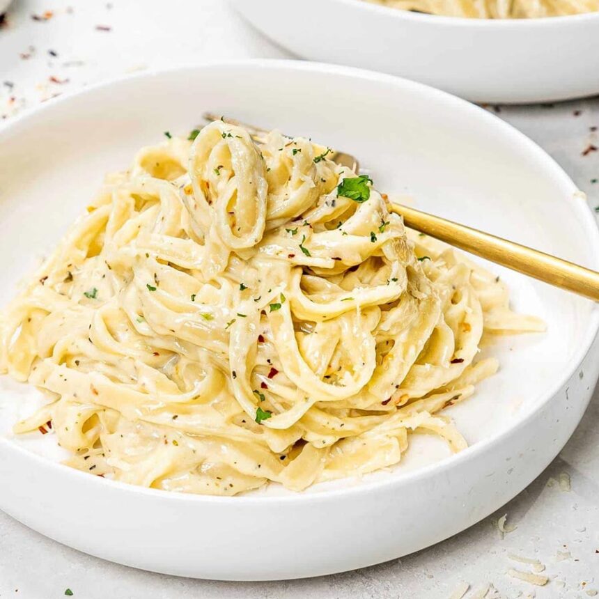 fettuccine alfredo 1 آش مگ