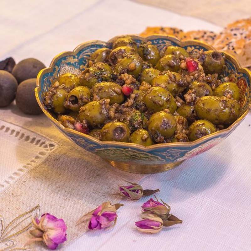 طرز تهیه زیتون پرورده خوشمزه و اصیل شمالی