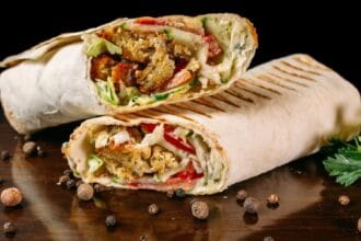 طرز تهیه شاورما عربی | یه غذای خیابونی خوش‌عطر